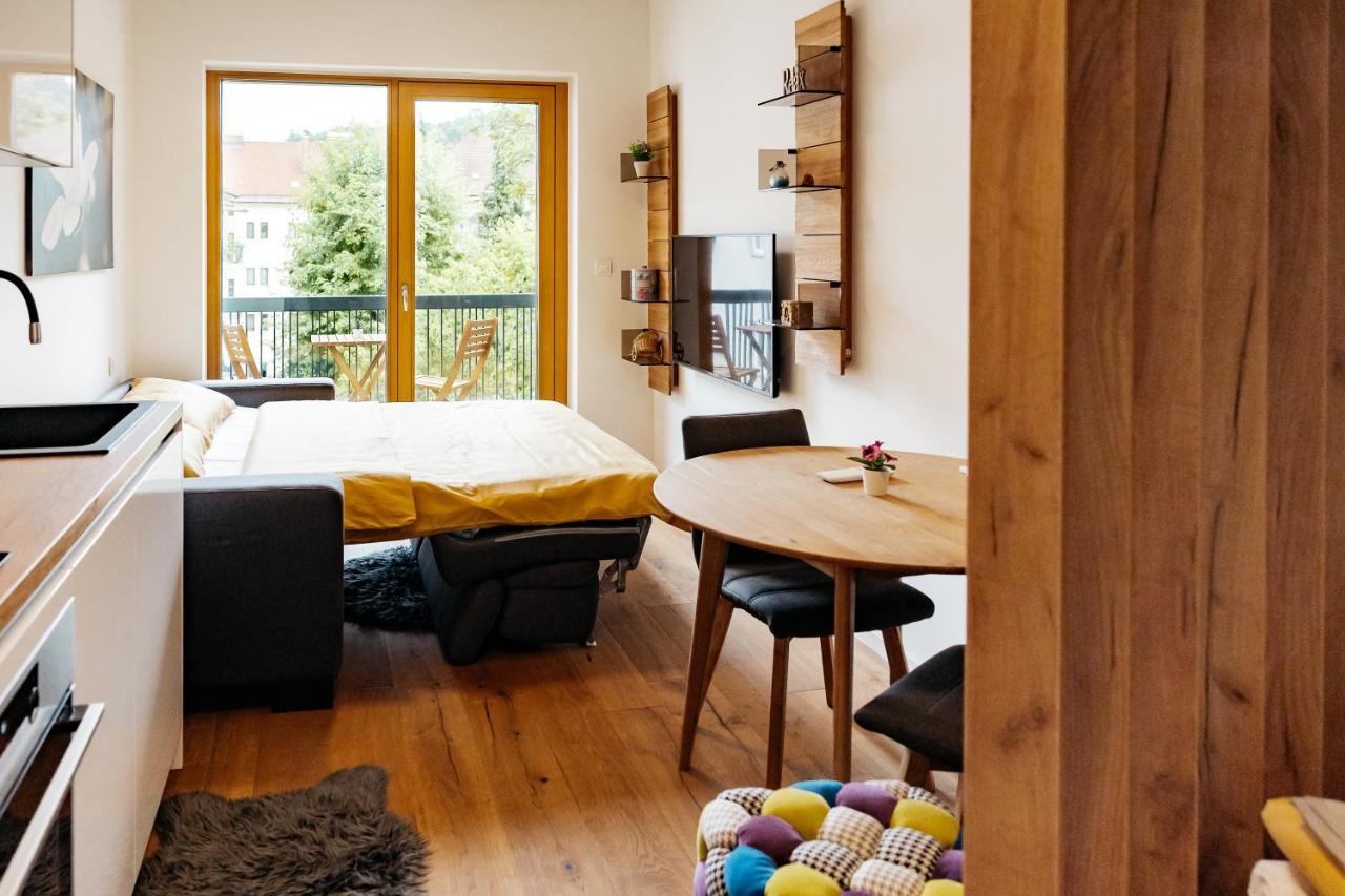 Woody - Comfy Apartment In Siska Ljubljana Exterior photo